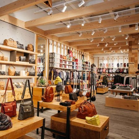‘Outdoorsy’ Roots Store Opens at Yorkdale Shopping Center | Oculus ...